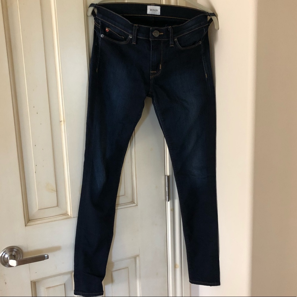 Sz. 26 Dark Wash Hudson Skinny Jeans